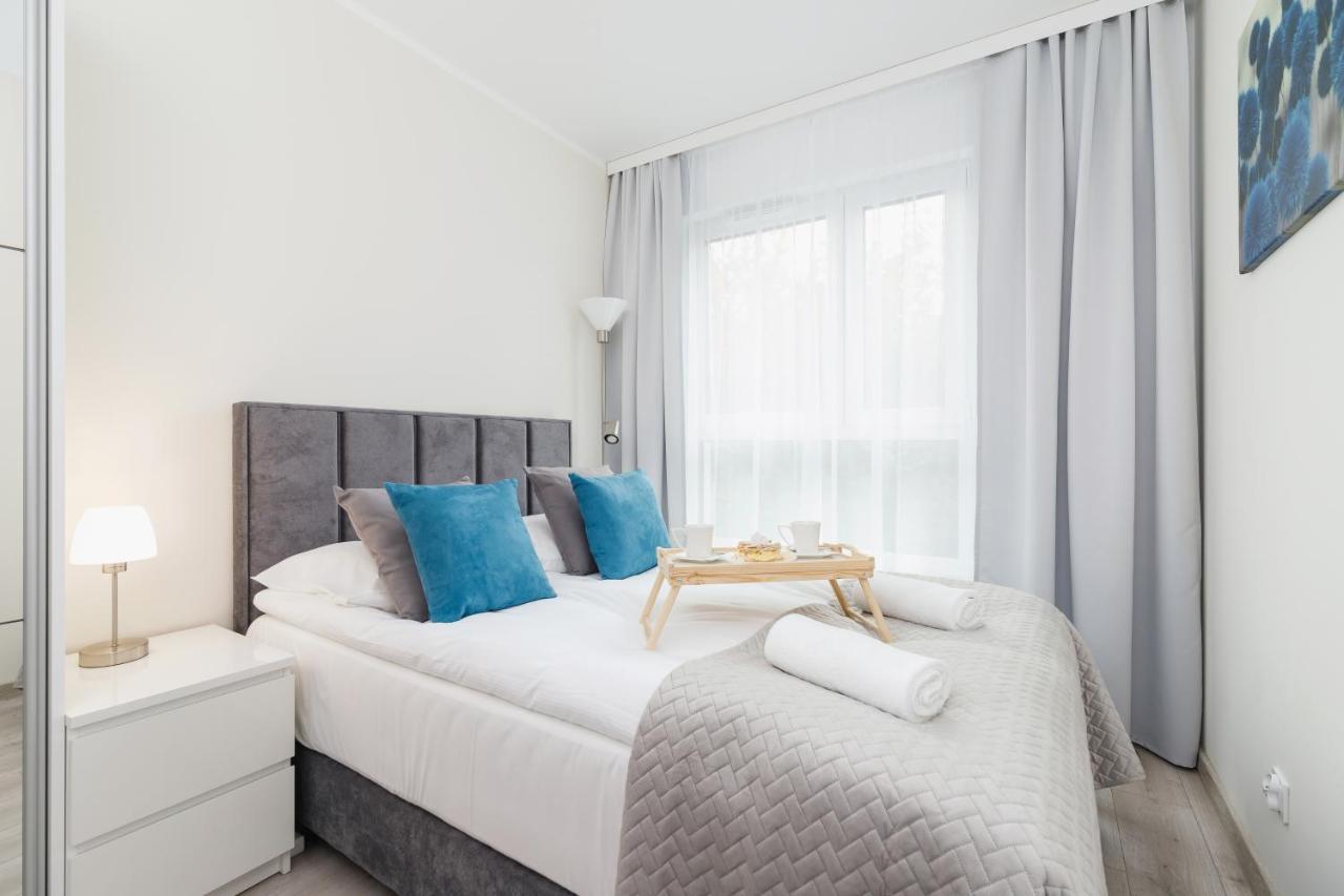 W Parku Lotnikow Apartments Tauron Arena By Noclegi Renters Cracovia Esterno foto