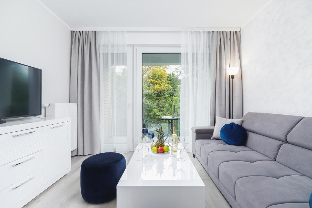 W Parku Lotnikow Apartments Tauron Arena By Noclegi Renters Cracovia Esterno foto