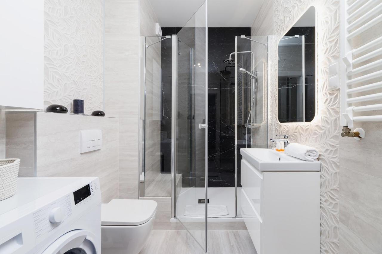W Parku Lotnikow Apartments Tauron Arena By Noclegi Renters Cracovia Esterno foto